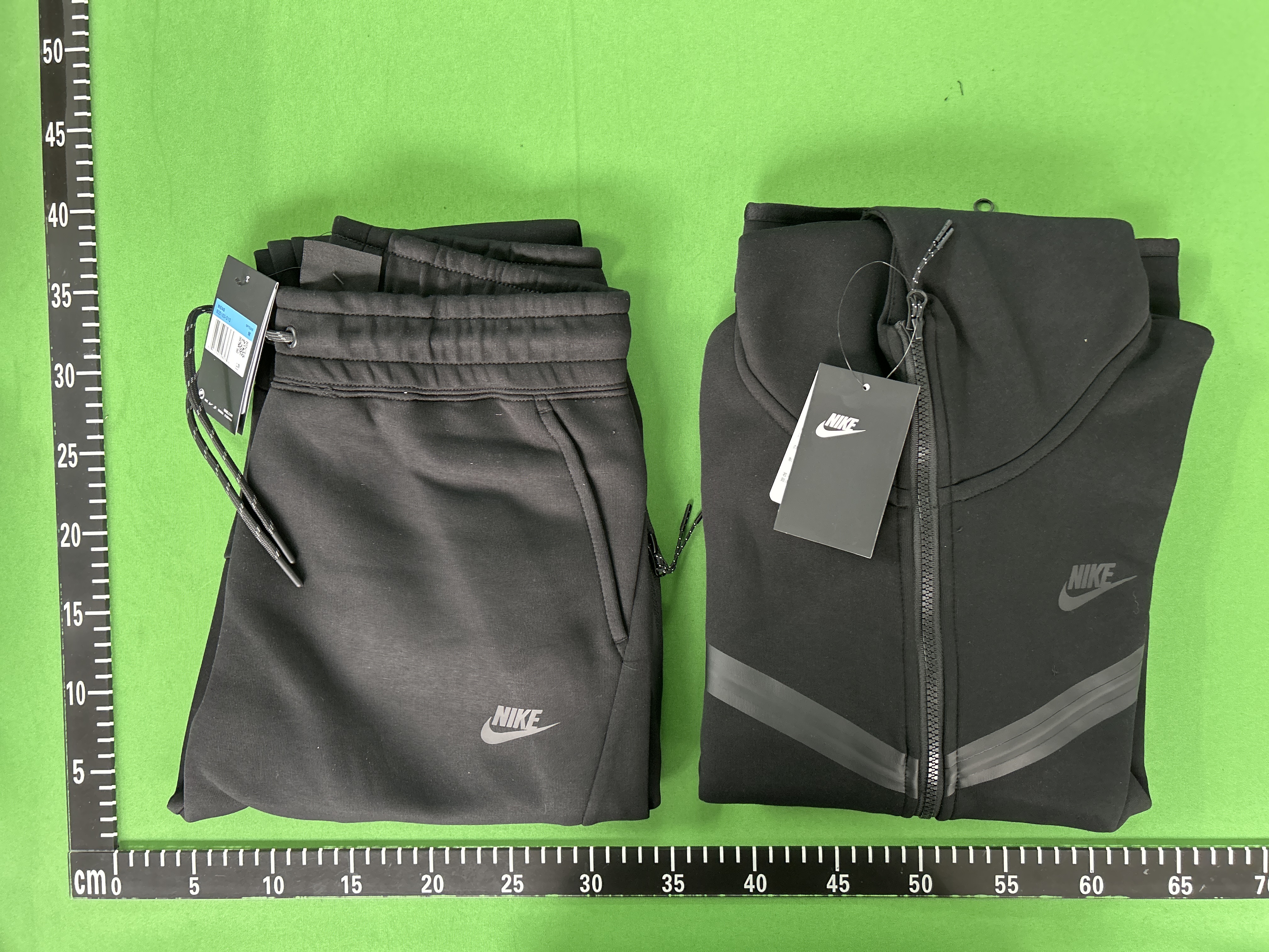 Tech Fleece Hoodie & Pants