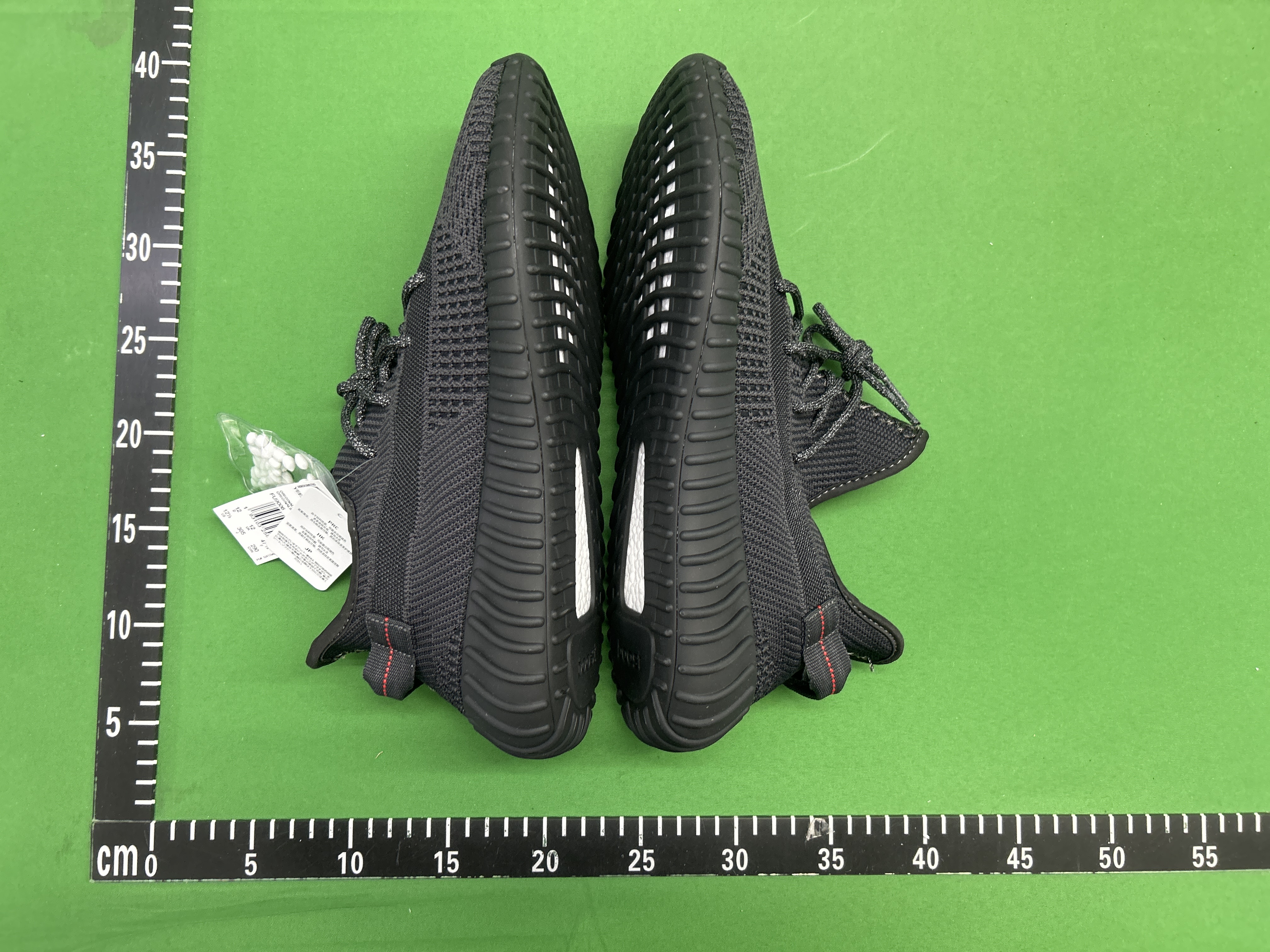 Yeezy Boost  350 (+18 Colourways)