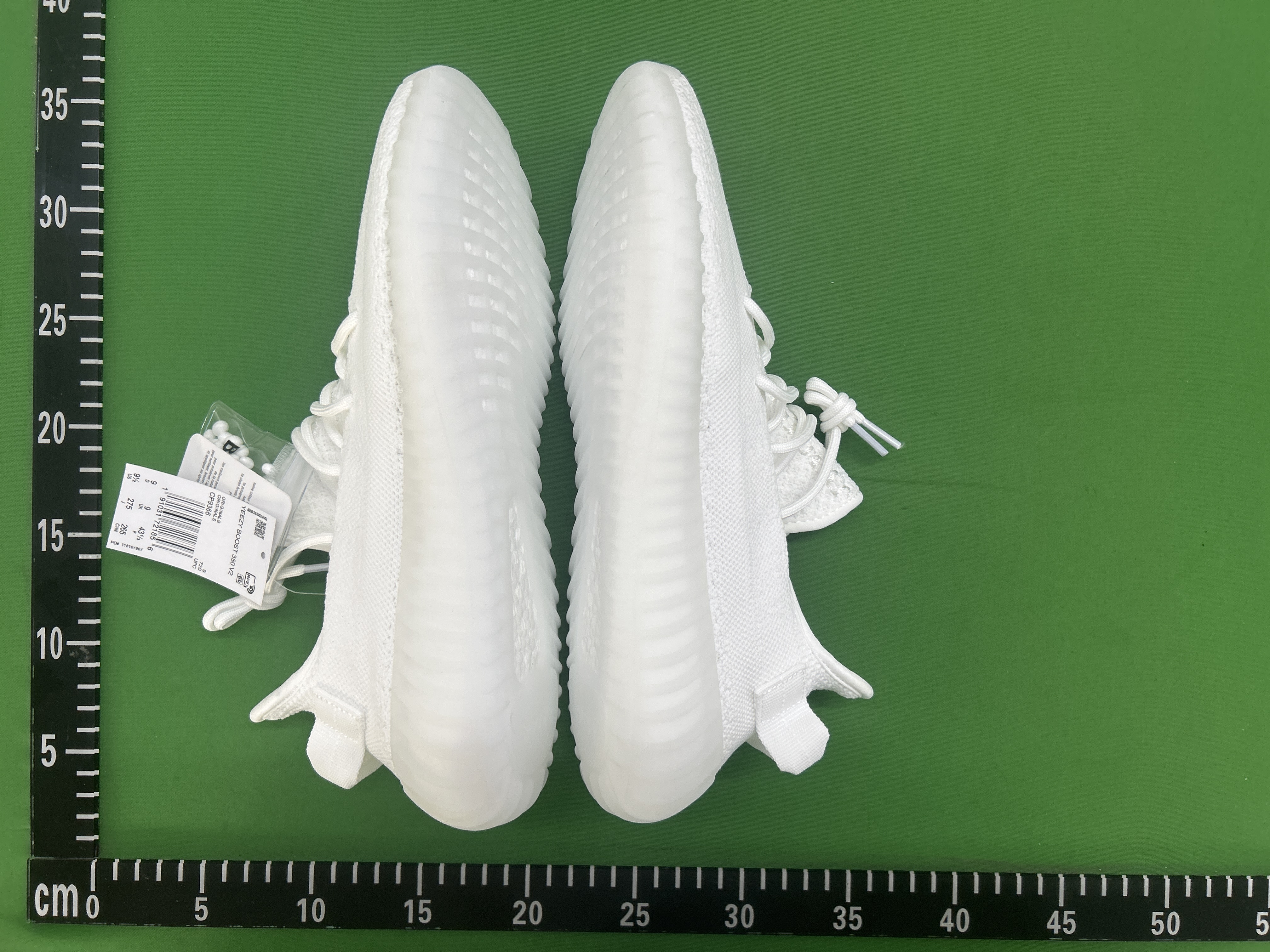 Yeezy Boost  350 (+18 Colourways)