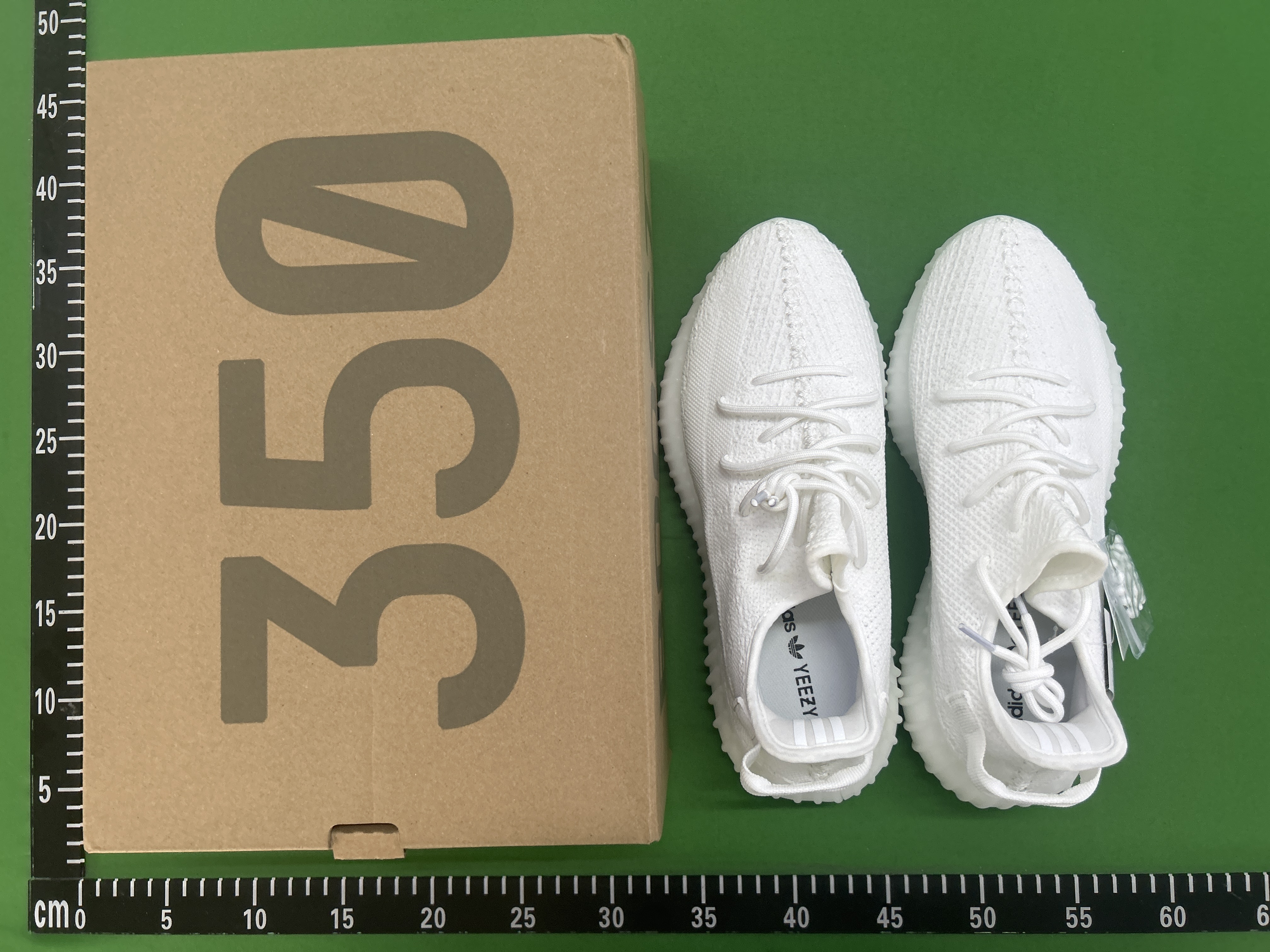 Yeezy Boost  350 (+18 Colourways)