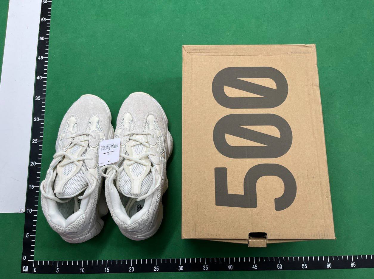 Yeezy 500 (+15 Colourways)