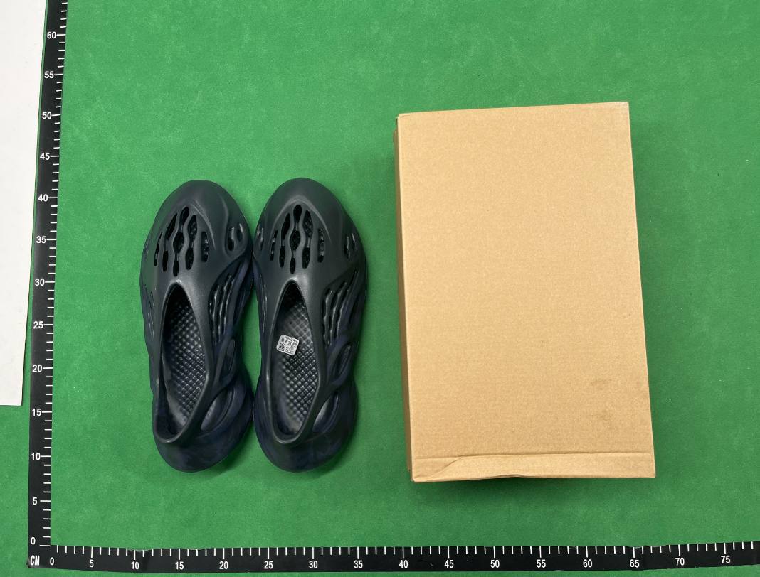 Yeezy Runner (+20 Colorways)